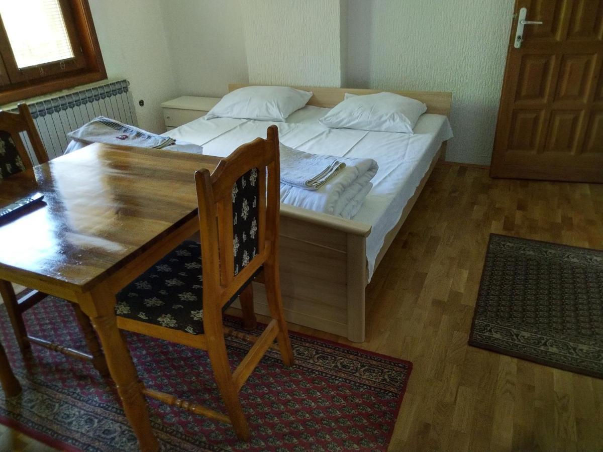 Apartments And Rooms Vicko Brzeće Dış mekan fotoğraf