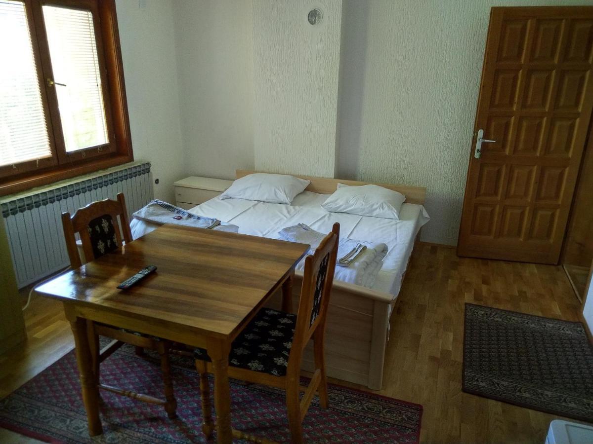 Apartments And Rooms Vicko Brzeće Dış mekan fotoğraf