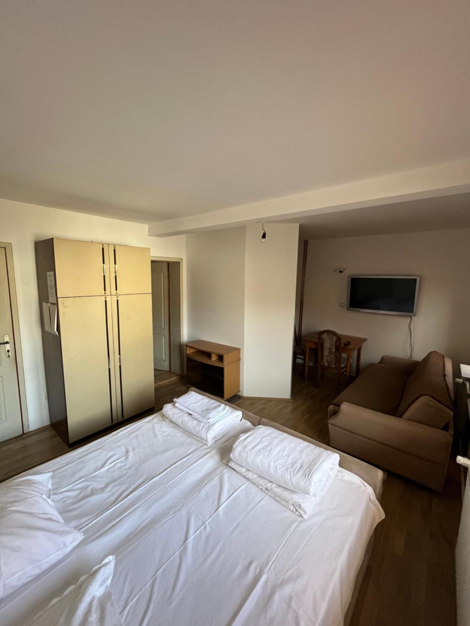 Apartments And Rooms Vicko Brzeće Dış mekan fotoğraf